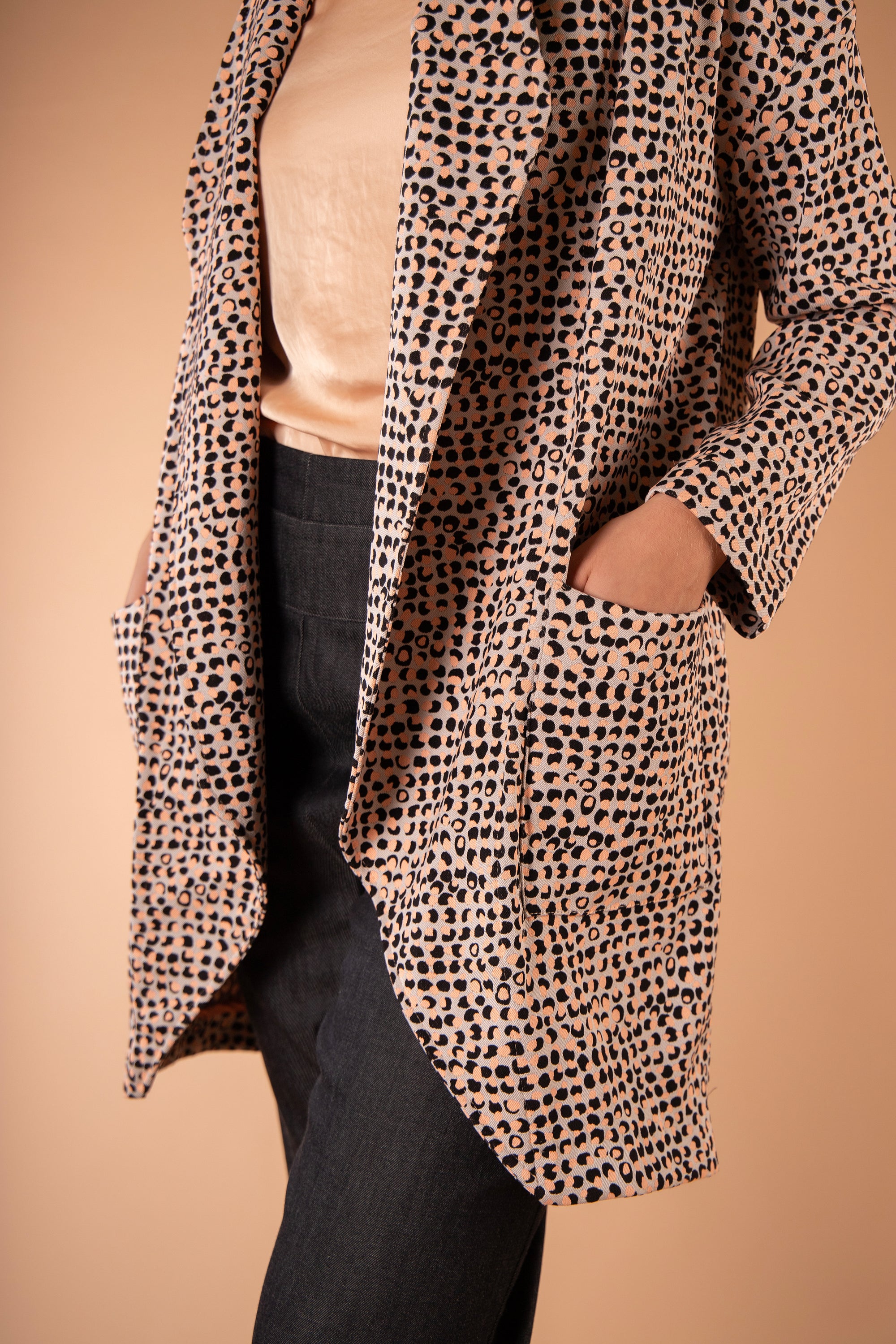 Edgedcollar jacket rose leopard